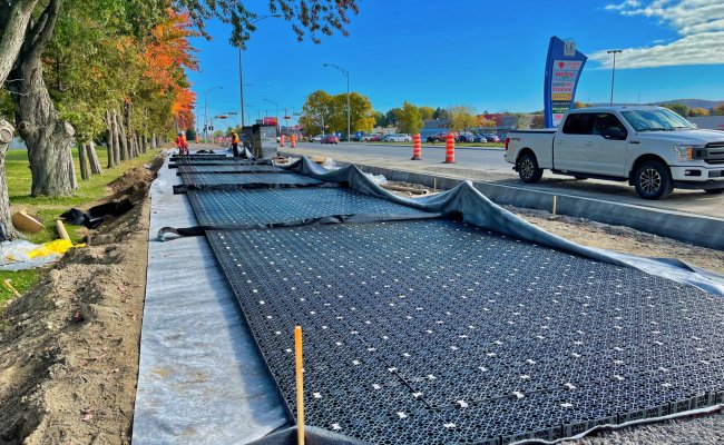 Photo : piste cyclable de Victoriaville avec permavoid